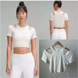 Lululemon Shoulder Cut-Out Yoga T-Shirt in white/cream color